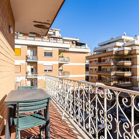 Casa Vacanze Il Traghetto Lido di Ostia Bagian luar foto